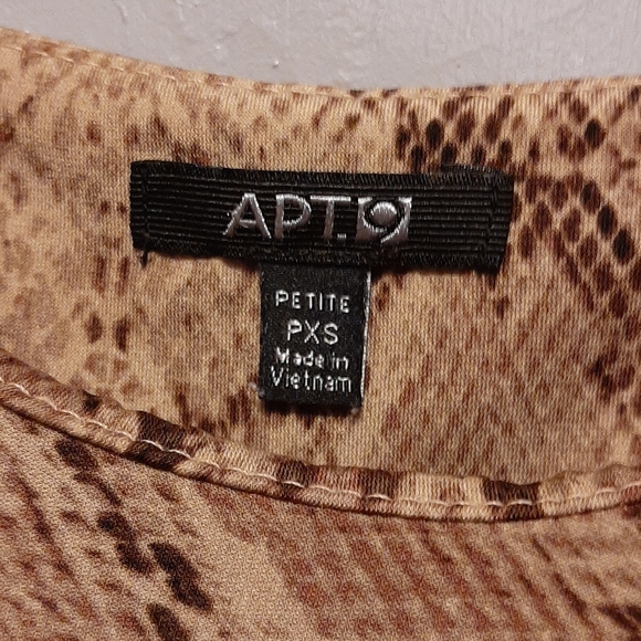 Snakeskin Pattern Sheath Dress - Picture 3 of 4
